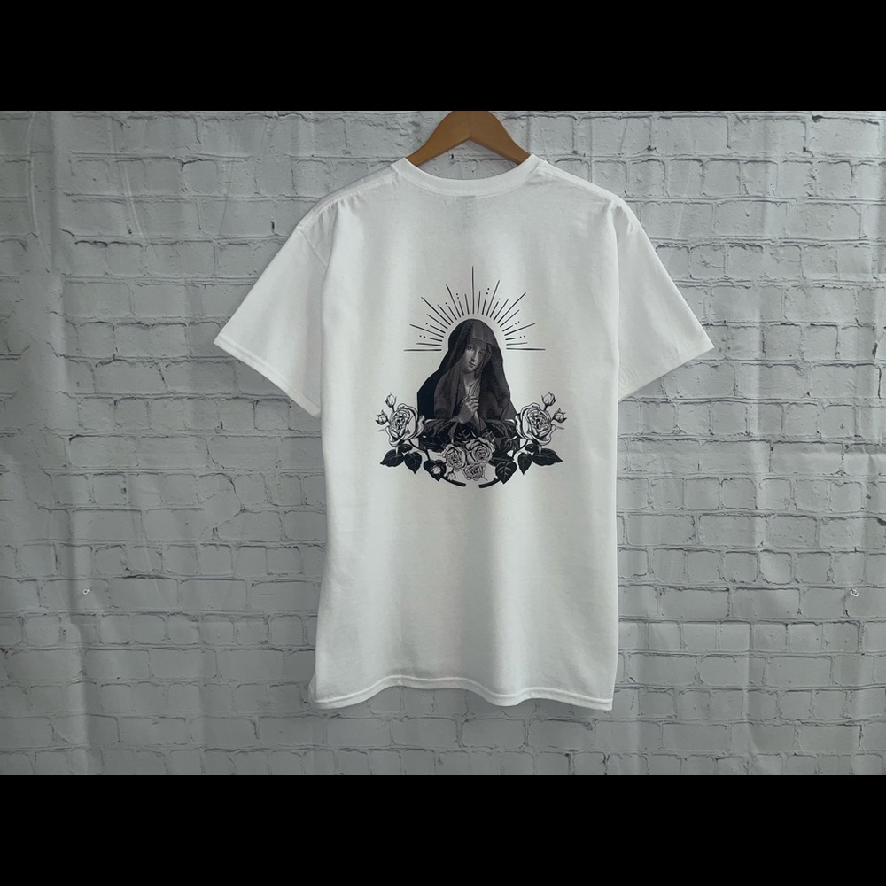 Tshirt virgin and roses